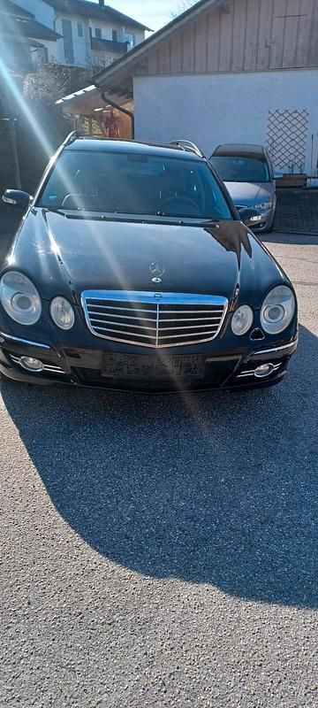 Gebraucht Mercedes 320 204 PS (150 kW) 2004 Schwarz Kombi