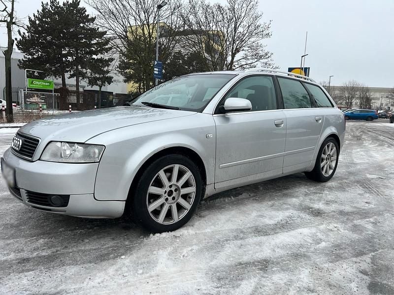 Gebraucht Audi A4 163 PS (119 kW) 2004 Grau Kombi