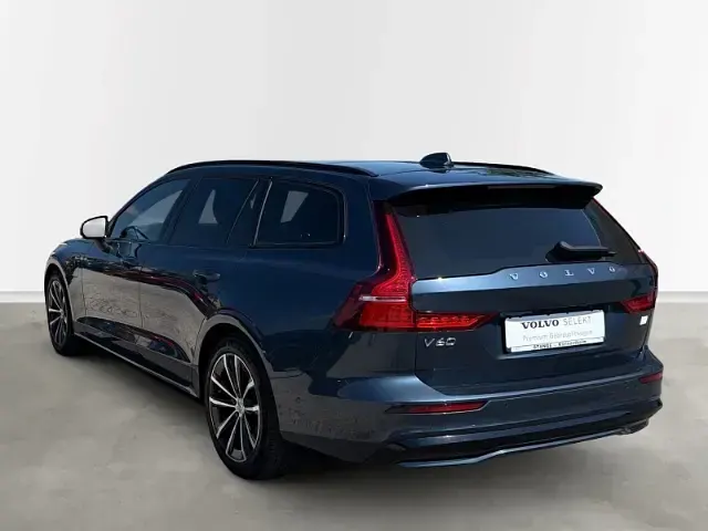 Gebraucht Volvo V60 Ultimate 455 PS (334 kW) 2023 Blau Kombi