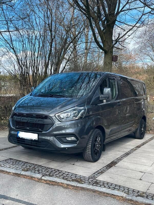 Grau Gebraucht 2018 Ford Transit Custom Van | 27.499 € (Teuer) - Bild 1/1