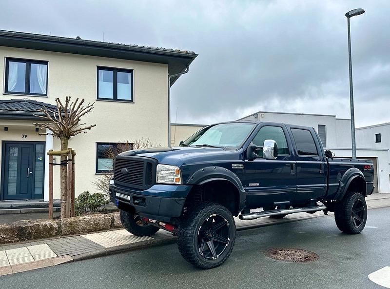 Gebraucht Ford V8 Lariat 325 PS (239 kW) 2006 Blau SUV