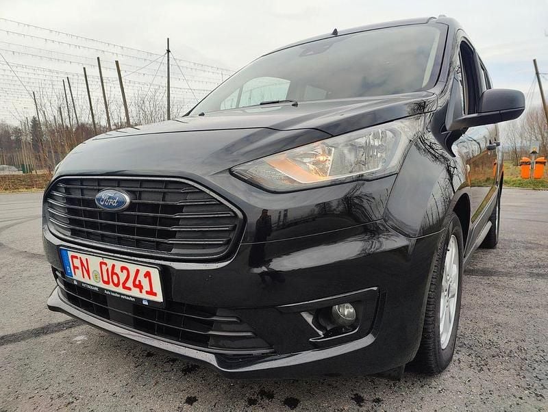 Schwarz Gebraucht 2020 Ford Tourneo Connect Trend Van / Kleinbus | 9.990 € (Superpreis) - Bild 1/4