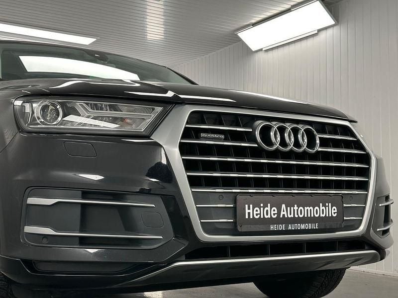 Second-hand Audi Q7 272 CP (200 kW) 2015 Negru SUV