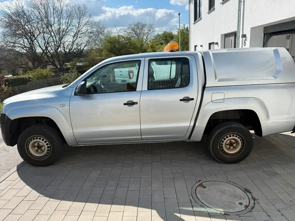Gebraucht VW Amarok Basis 163 PS (119 kW) 2012 Silber Pickup