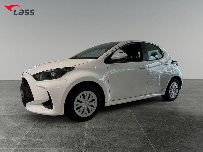 Weiß Gebraucht 2022 Toyota Matrix Comfort Kleinwagen | 12.980 € - Bild 1/4