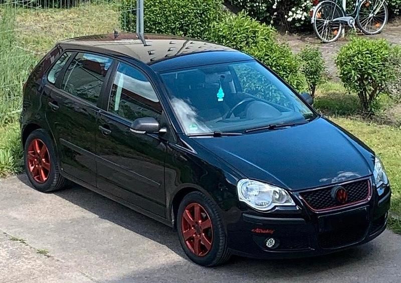 Gebraucht VW Polo 70 PS (51 kW) 2007 Schwarz Kleinwagen