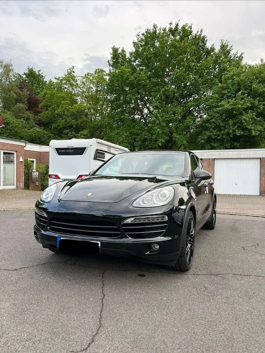 Używany Porsche Cayenne 245 KM (180 kW) 2013 Czarny SUV
