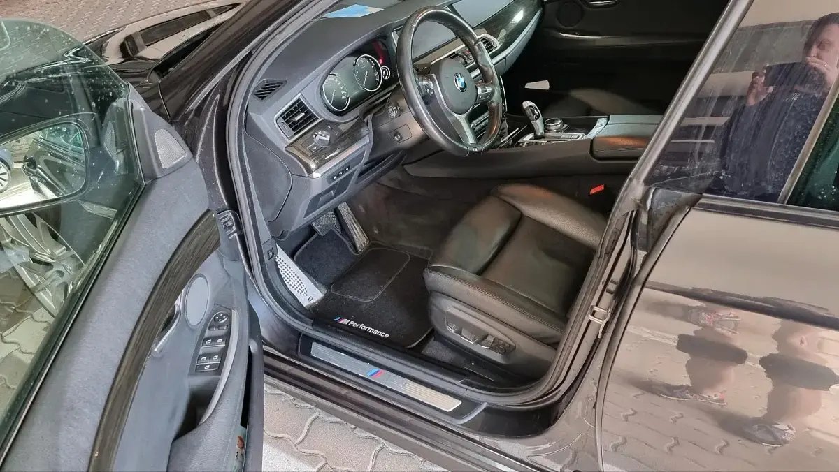 Gebraucht BMW 550 449 PS (330 kW) 2013 Limousine