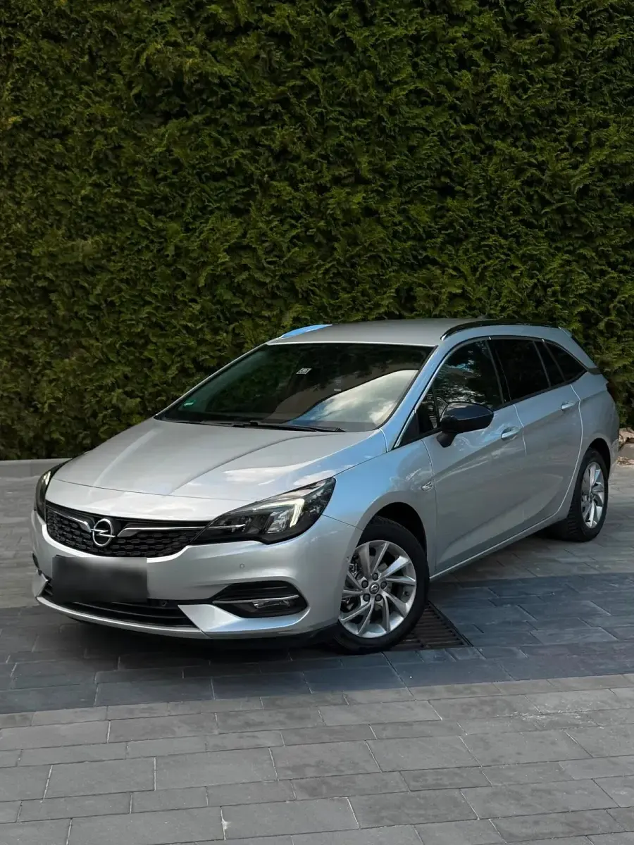 Gebraucht Opel Astra 131 PS (96 kW) 2021 Grün Limousine