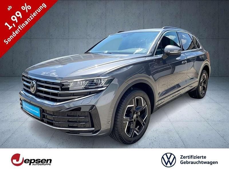 Siliziumgrau metallic Gebraucht 2023 VW Touareg Elegance SUV | 61.270 € (Superpreis) - Bild 1/4