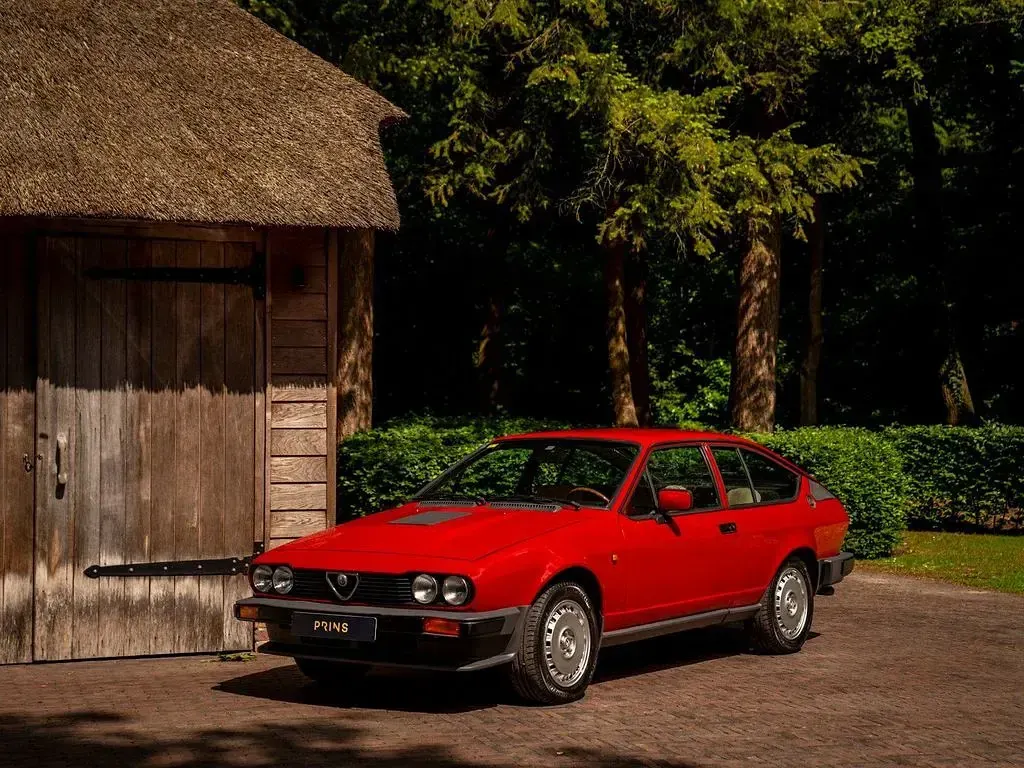 Gebraucht Alfa Romeo GTV 160 PS (117 kW) 1981 Rot Coupé