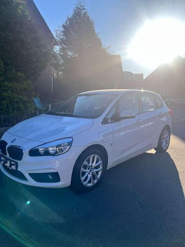 Gebraucht BMW 225 Advantage 224 PS (164 kW) 2017 Weiß Kombi