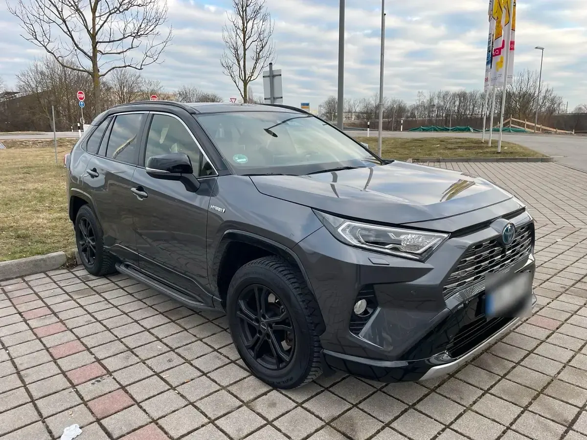 Gebraucht Toyota RAV4 Hybrid 178 PS (130 kW) 2019 Grau SUV