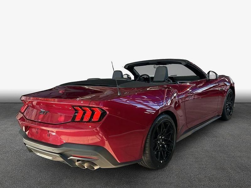 Neu Ford Mustang GT Convertible 446 PS (328 kW) 2026 Rot Cabrio