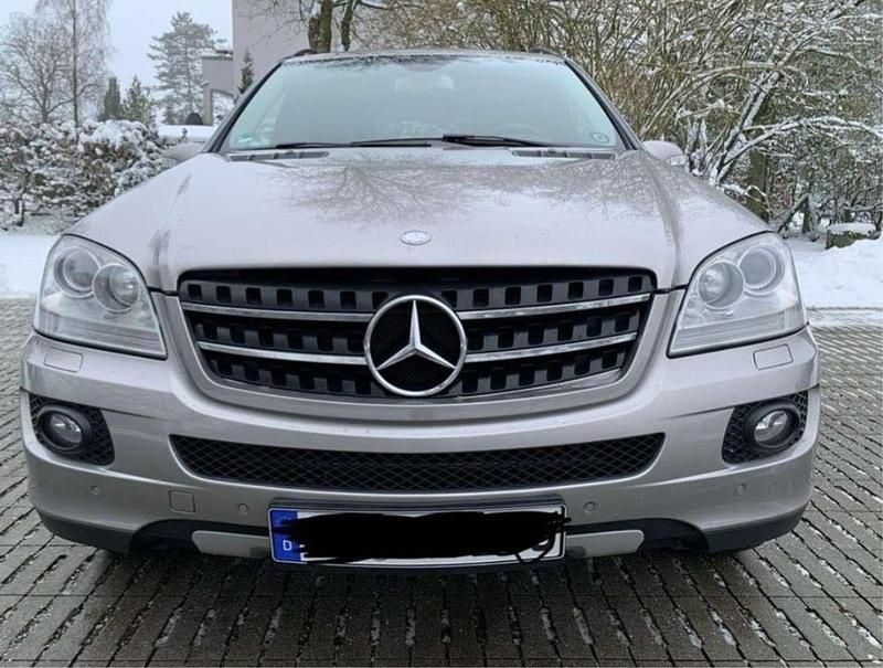 Gebraucht Mercedes ML320 224 PS (164 kW) 2006 SUV