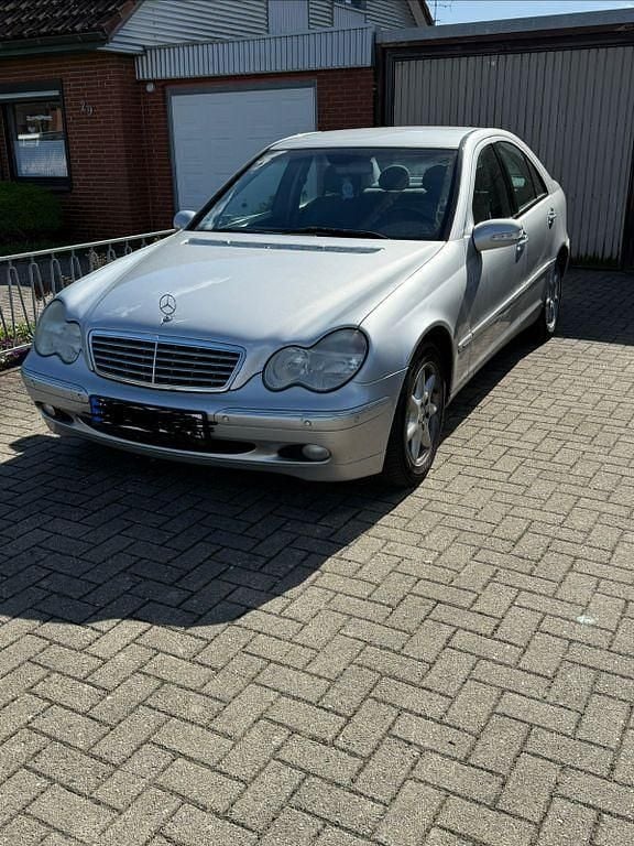 Gebraucht Mercedes C240 Elegance 170 PS (125 kW) 2004 Grau Limousine