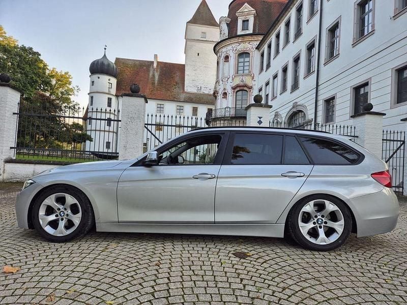Gebraucht BMW 318 Performance 150 PS (110 kW) 2017 Silber Kombi