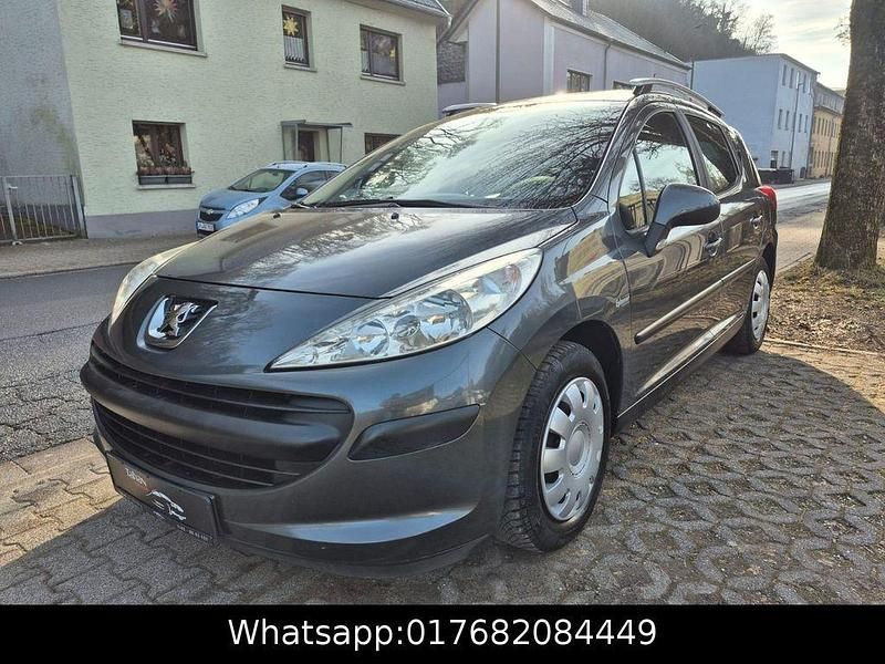 Gebraucht Peugeot 207 Tendance 73 PS (53 kW) 2008 Grau Kombi