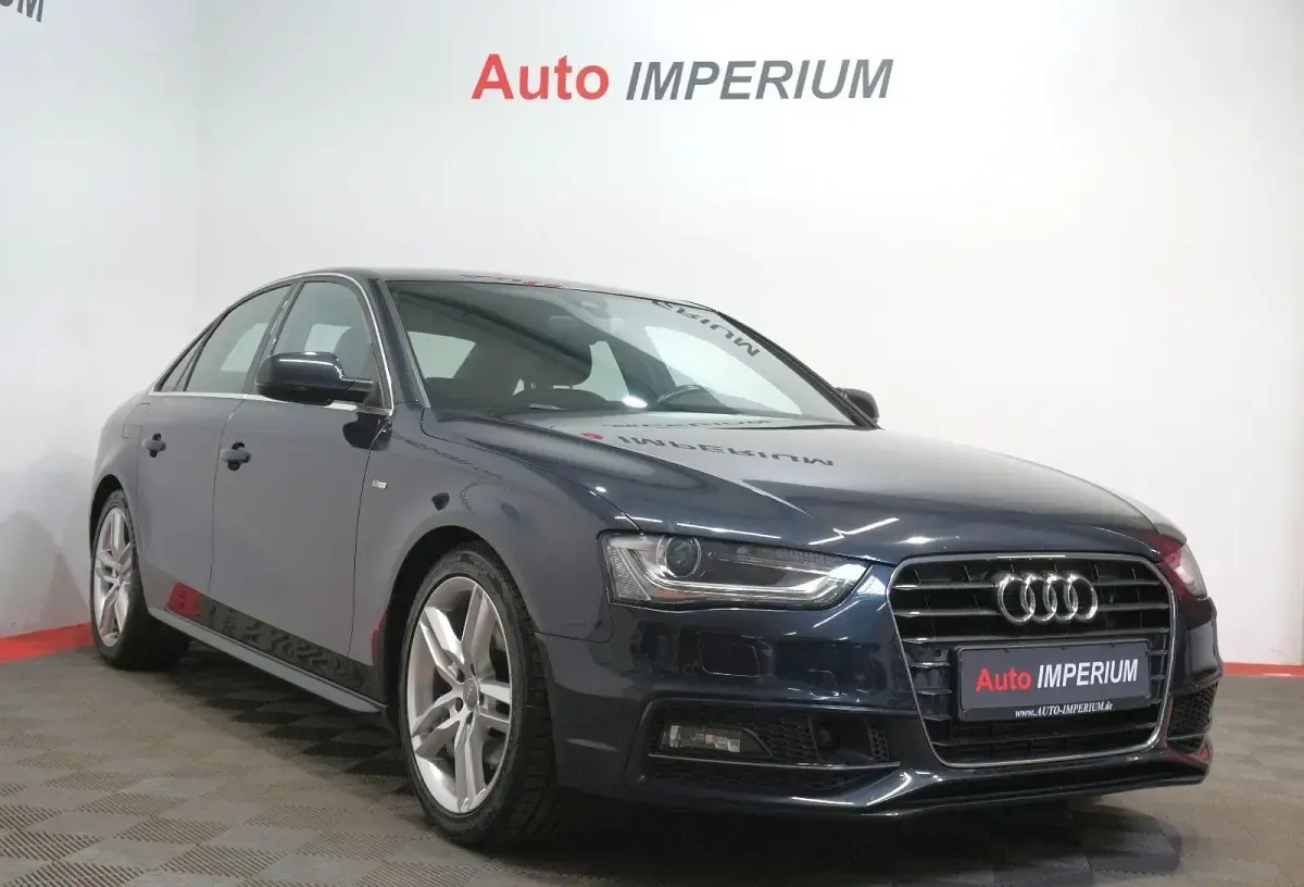 Gebraucht Audi A4 S-Line 150 PS (110 kW) 2015 Blau Limousine