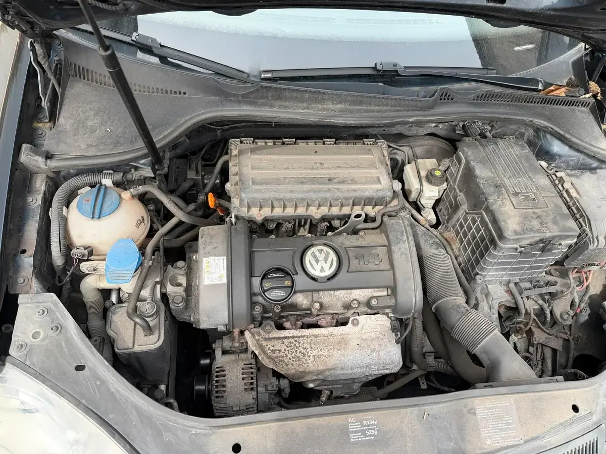 Używany VW Golf V 80 KM (58 kW) 2007 Niebieski Sedan/Limuzyna
