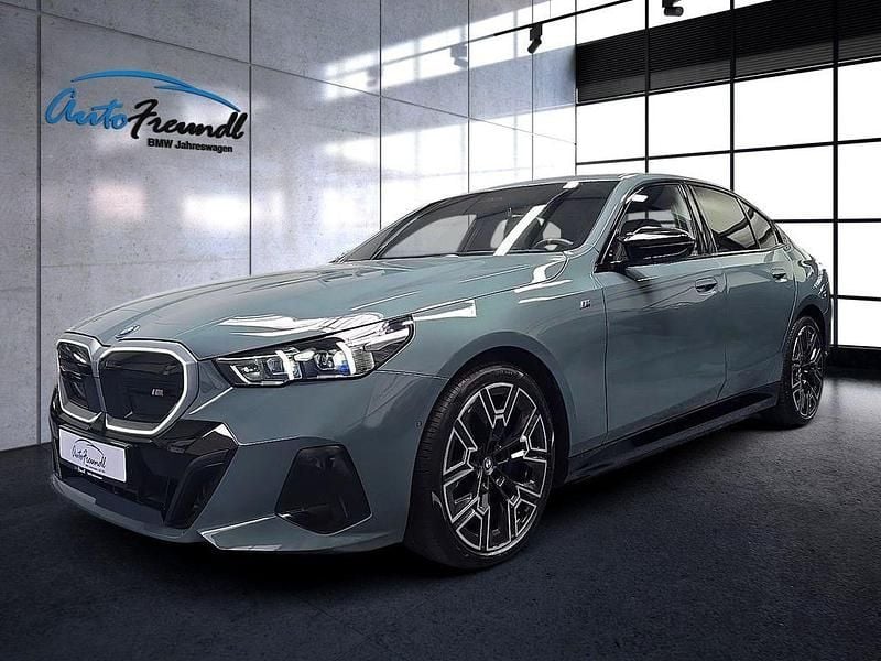 Grau Gebraucht 2023 BMW i5 Performance Limousine | 69.999 € (Superpreis) - Bild 1/4