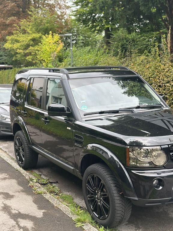 Schwarz Gebraucht 2011 Land Rover Discovery 4 SUV | 15.800 € (Fairer Preis) - Bild 1/4