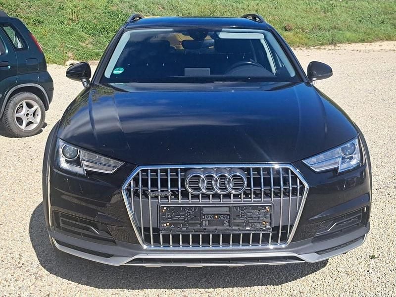 Schwarz Gebraucht 2017 Audi A4 Allroad Basis Kombi | 18.500 € (Guter Preis) - Bild 1/4