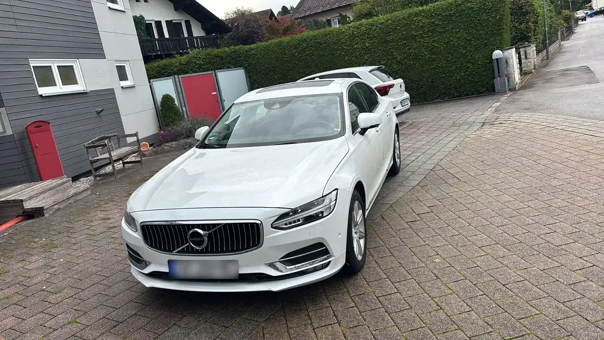 Gebraucht Volvo S90 Inscription 190 PS (139 kW) 2019 Weiß Limousine