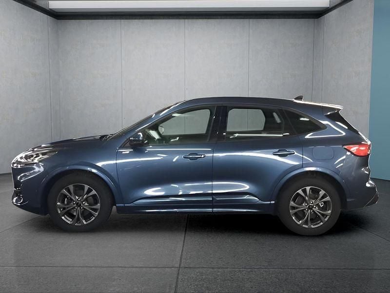 Gebraucht Ford Kuga 120 PS (88 kW) 2024 Blau SUV
