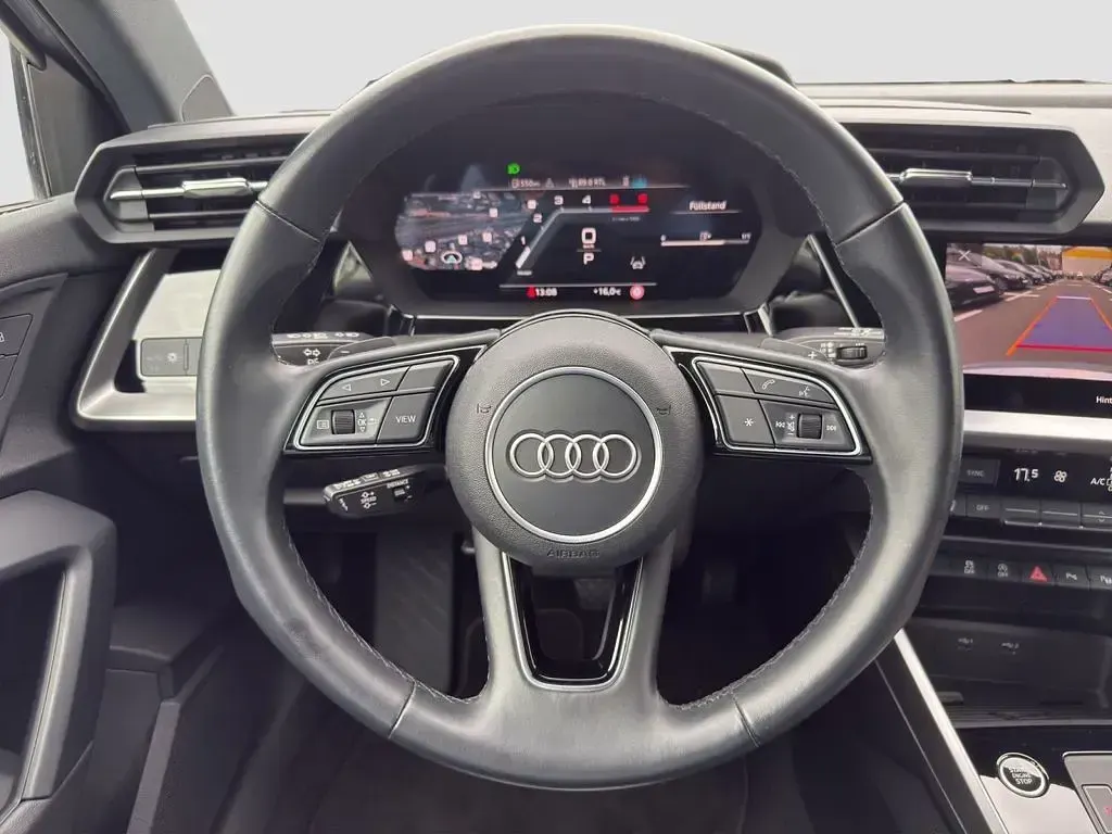Gebraucht Audi A3 Advanced Plus 150 PS (110 kW) 2024 Florettsilber metallic Limousine
