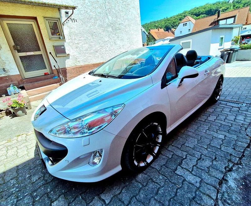 Weiß Gebraucht 2011 Peugeot 308 CC Cabrio | 6.799 € (Fairer Preis) - Bild 1/4