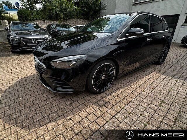 Gebraucht Mercedes B220 AMG 190 PS (139 kW) 2019 Schwarz Van / Kleinbus