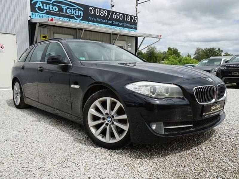 Gebraucht BMW 520 Sport Line 184 PS (135 kW) 2012 Schwarz Kombi
