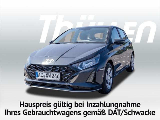 Grau Neu 2025 Hyundai i20 Select Kleinwagen | 20.780 € (Fairer Preis) - Bild 1/4