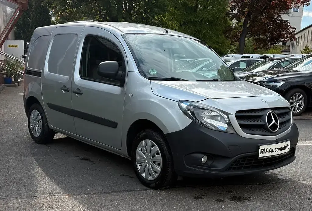 Gebraucht Mercedes Citan 109 90 PS (66 kW) 2018 Silber Van / Kleinbus