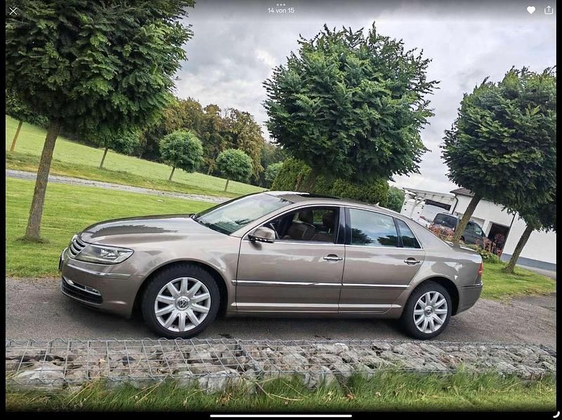 Gold Gebraucht 2011 VW Phaeton Limousine | 7.500 € (Guter Preis) - Bild 1/4