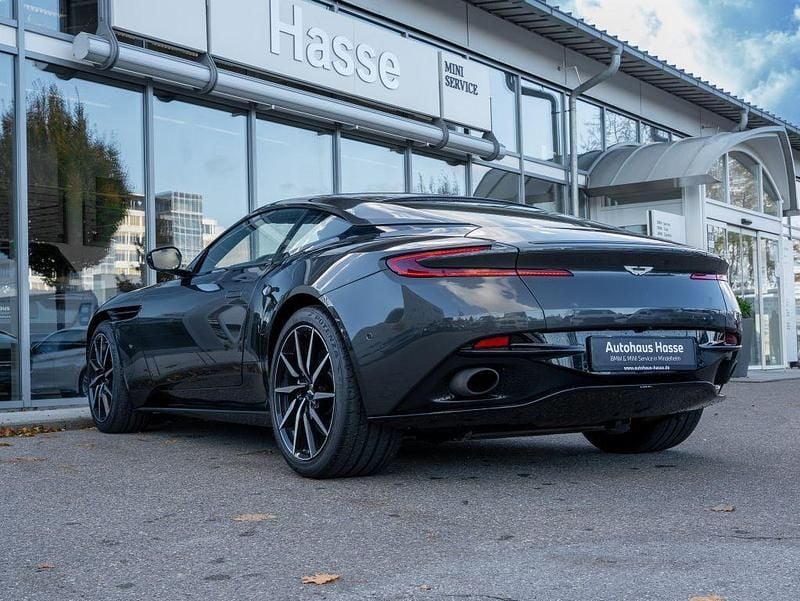 Gebraucht Aston Martin DB11 608 PS (447 kW) 2017 Grau Coupé