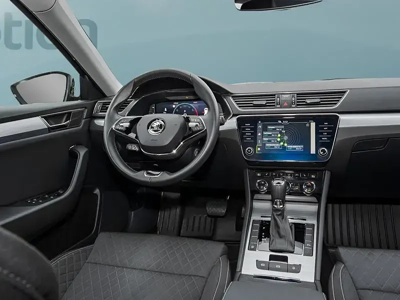 Gebraucht Skoda Superb 150 PS (110 kW) 2024 Schwarz Kombi
