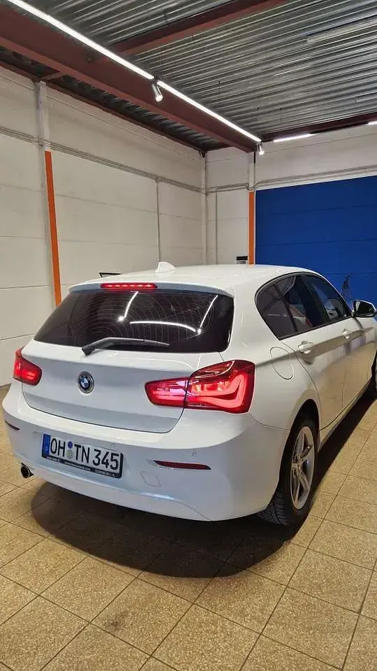 Used BMW 116 Advantage 116 HP (85 kW) 2019 White Hatchback