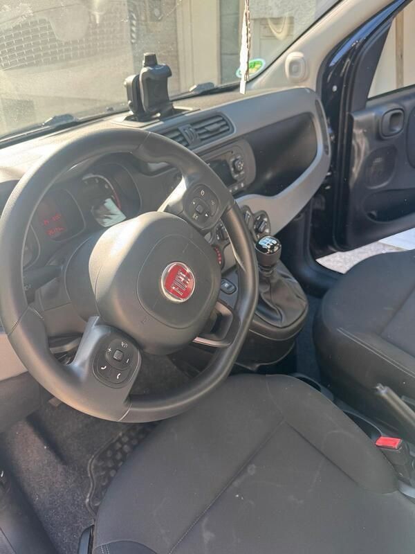Schwarz Gebraucht 2019 Fiat Panda Cross Cross Kleinwagen | 10.500 € (Fairer Preis) - Bild 1/4