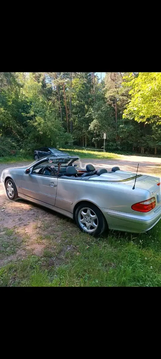 Gebraucht Mercedes CLK200 136 PS (100 kW) 2000 Silber Cabrio