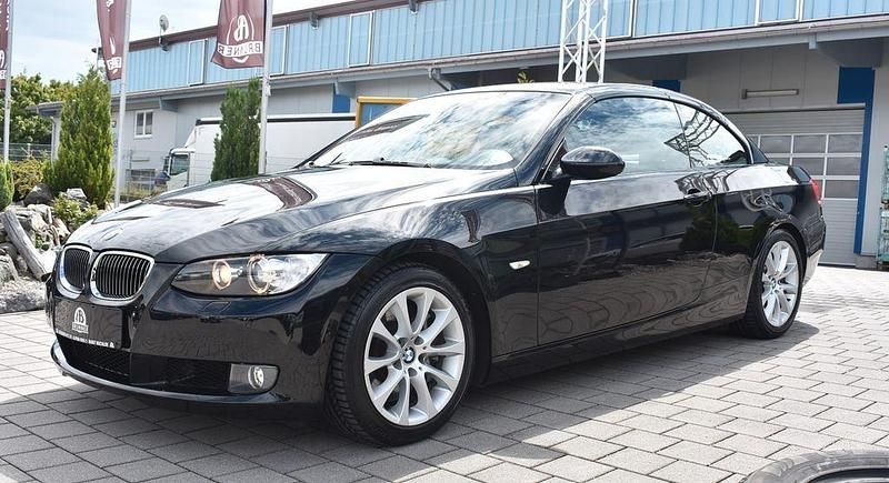 Gebraucht BMW 330 Cabriolet Performance 272 PS (200 kW) 2007 Saphirschwarz Cabrio