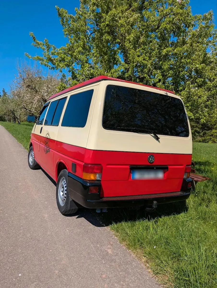 Gebraucht VW T4 102 PS (75 kW) 2002 Rot Van