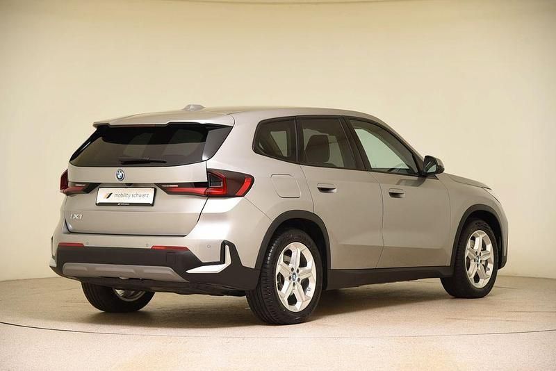 Gebraucht BMW iX1 Performance 230 kW (313 PS) 2025 Silber SUV