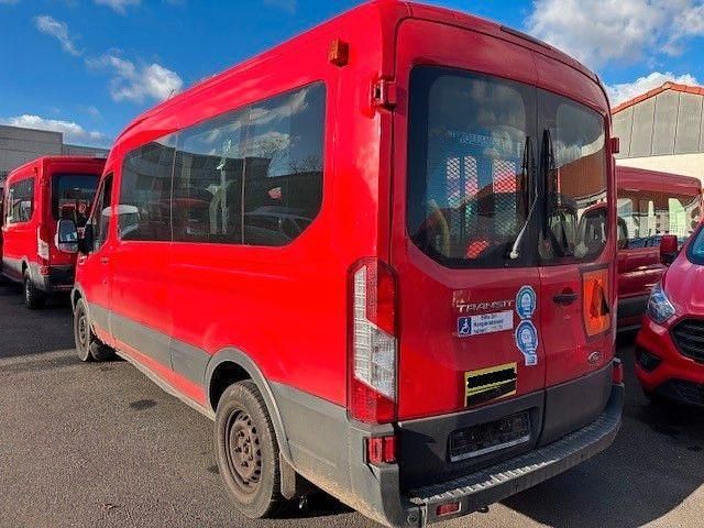 Gebraucht Ford Transit Trend 105 PS (77 kW) 2018 Rot Kombi