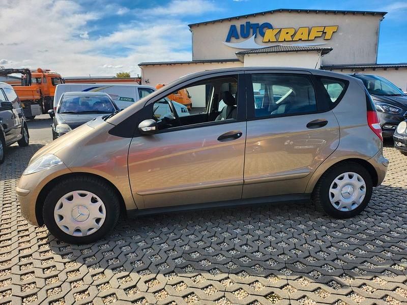 Gebraucht Mercedes A150 95 PS (69 kW) 2007 Gold Limousine