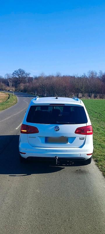 Gebraucht VW Sharan 2014 Weiß Van / Kleinbus