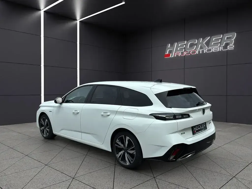 Gebraucht Peugeot 308 Allure 181 PS (133 kW) 2022 Lack weiss banquise/typ aussenve Kombi