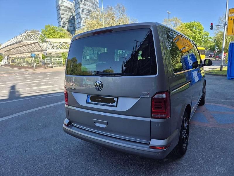 Gebraucht VW Multivan Generation Six 150 PS (110 kW) 2016 Beige Van / Kleinbus