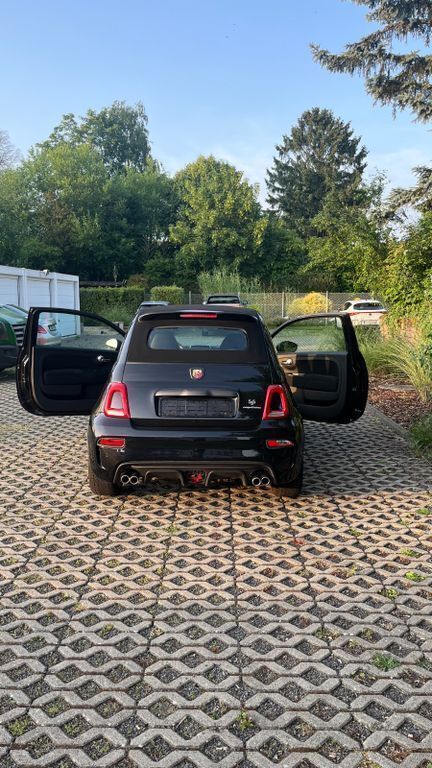 Schwarz Gebraucht 2022 Abarth 595 Competizione Kleinwagen | 22.899 € (Guter Preis) - Bild 1/4